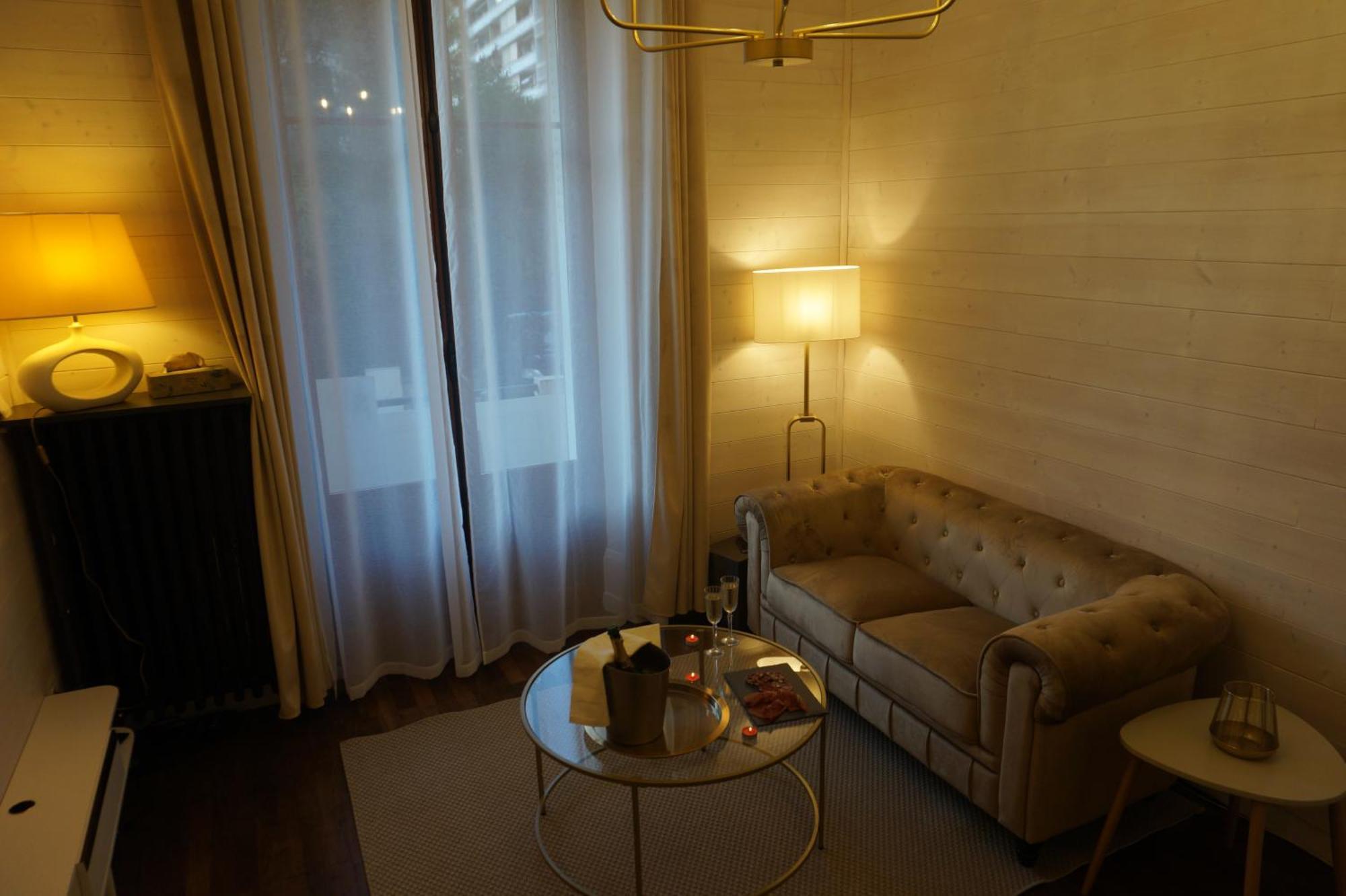 L'Experience Appartement & Spa Prive Chambéry Exterior photo